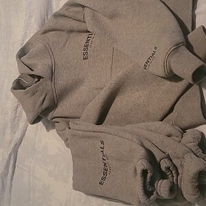 Essential fear of god grey sweat pants excellent condtionEssential fear of god g